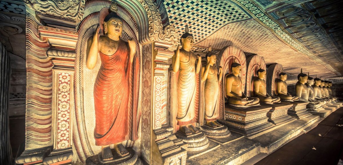Dambulla-Cave-temple-Culturale-Triangle-sri-lanka