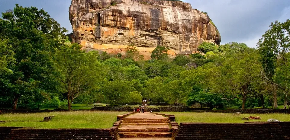 Lion-Rock2